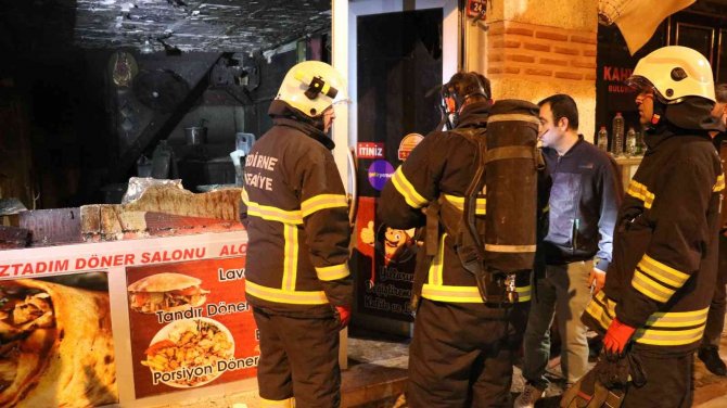Edirne’de Çıkan Yangın Sonrası İş Yeri Kullanılamaz Hale Geldi