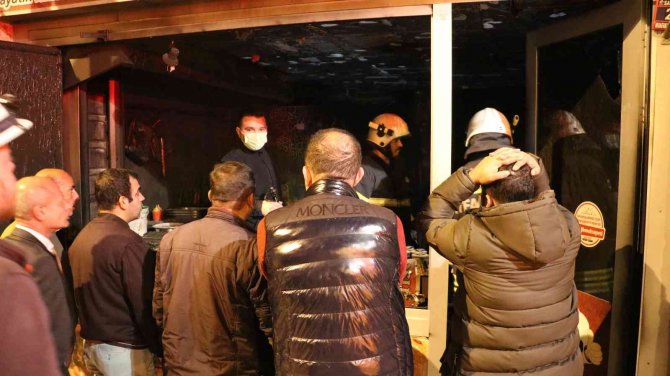 Edirne’de Çıkan Yangın Sonrası İş Yeri Kullanılamaz Hale Geldi