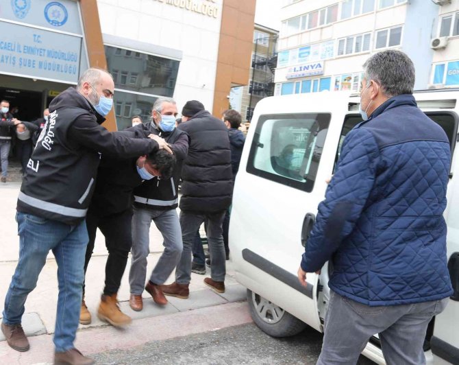 İ̇şitme Engelli Genci Dövüp Sosyal Medyada İnfial Uyandırmışlardı, Haklarında Karar Çıktı