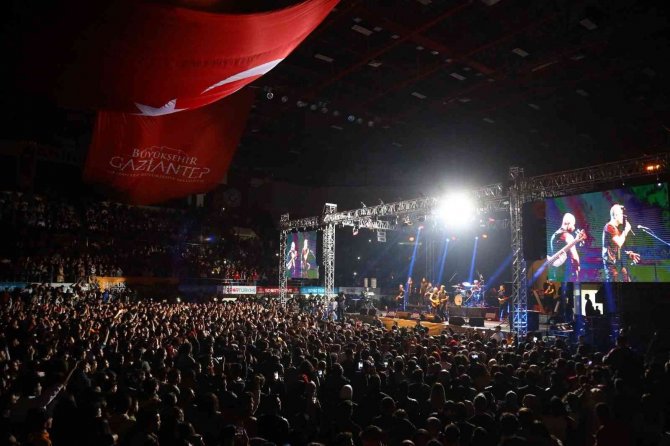 Haluk Levent Gaziantep’te Hayranları İle Buluştu