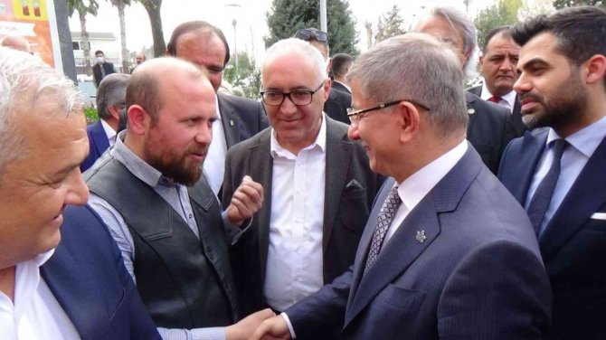’Terör Örgütüne Finans Sağladığı’ İddiasıyla Gözaltına Alınıp Salınan Meclis Üyesinden Davutoğlu’na: "Başkanım Gözümüz Kulağımız Sizde"