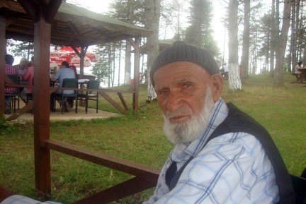 Bir Kere Öldü, İki Kere Defnedildi