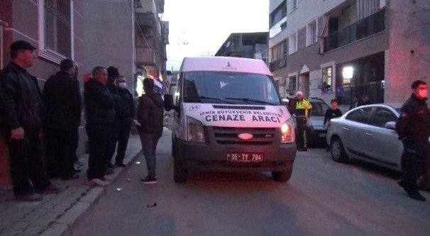 İ̇zmir’de Kamyonetin Çarptığı 3 Yaşındaki Çocuk Hayatını Kaybetti