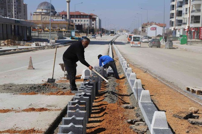 Karaman’da Alt Ve Üst Yapı Çalışmaları Devam Ediyor