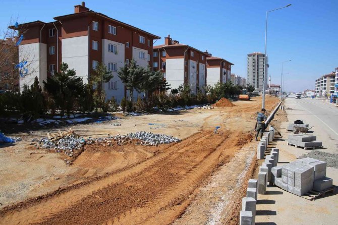 Karaman’da Alt Ve Üst Yapı Çalışmaları Devam Ediyor