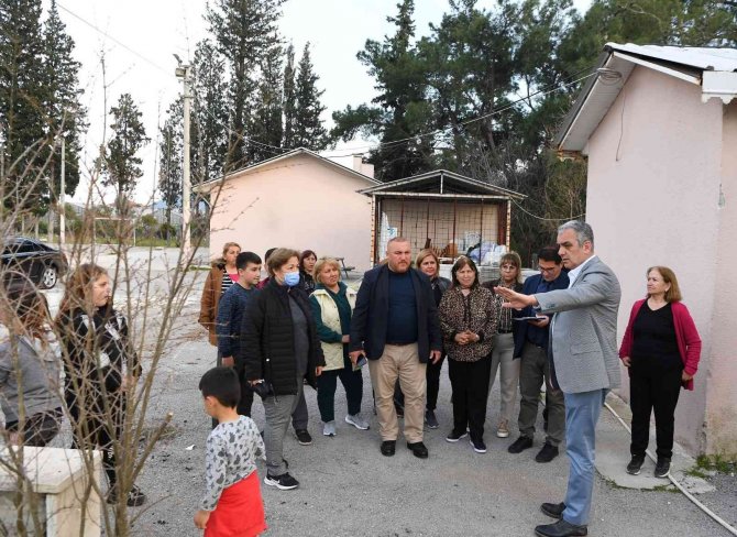 Başkan Esen, Karatepelilerin Taleplerini Dinledi