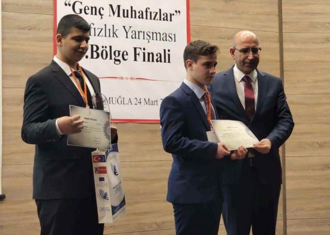 Kütahyalı Genç Hafızlar, Bölge Finalinde 1 Birincilik Ve 1 İkincilik Elde Etti
