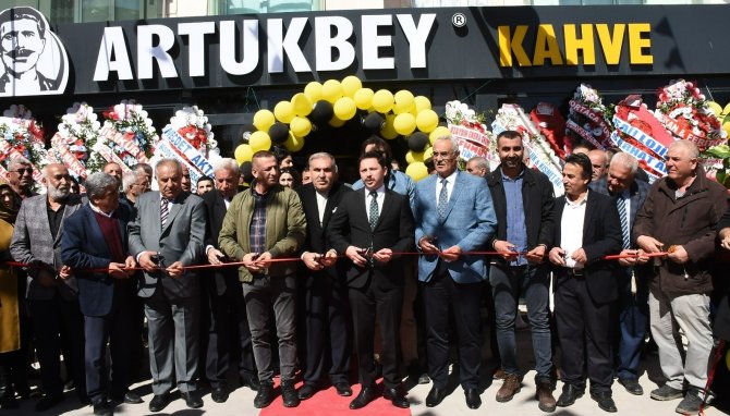 Nusaybin’de Artukbey Kahve Şubesi Açıldı