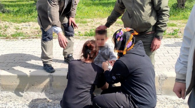 Kuşadası’nda Trafik Kazası: Polis Memuru Ağır Yaralandı