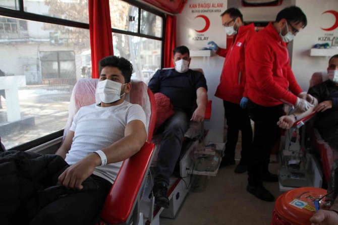 Malazgirt’te Kan Bağışı Kampanyası