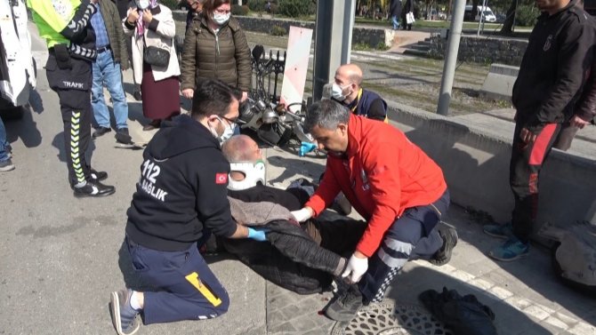 Hafif Ticari Araç Elektrikli Bisiklete Çarptı: 1 Yaralı