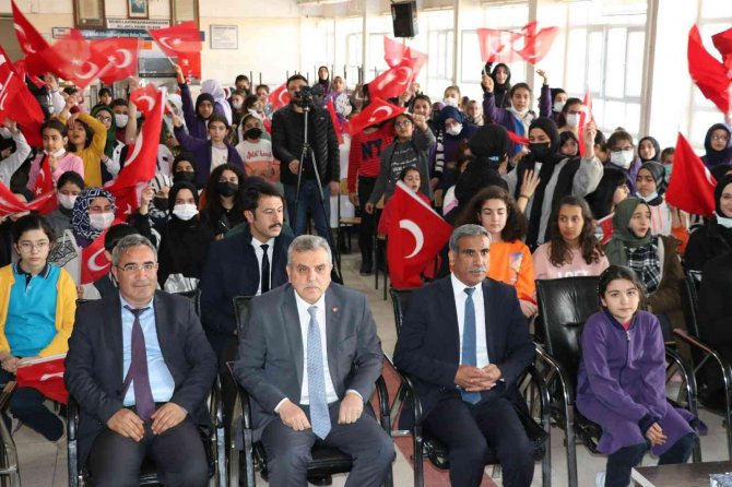 Şanlıurfa’da ’’İ̇stiklal Marşını Sen Oku’’ Yarışması Düzenlendi