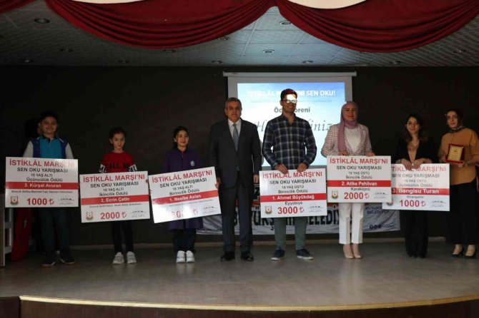 Şanlıurfa’da ’’İ̇stiklal Marşını Sen Oku’’ Yarışması Düzenlendi