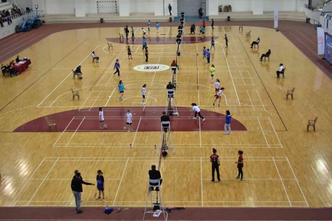 Türkiye Badminton Şampiyonası Başladı