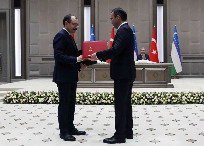 Türkiye-özbekistan Arasında 10 Anlaşma İmzalandı