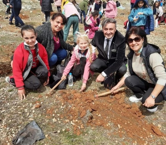 Uşaklı Minikler Geleceğe Nefes Oldu