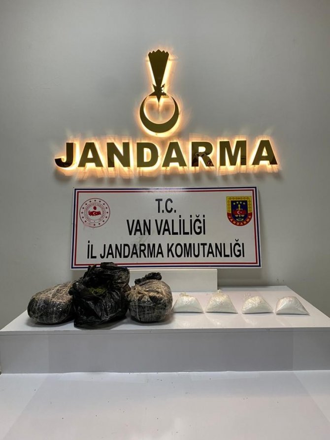 Başkale’de Uyuşturucu Madde Ele Geçirildi