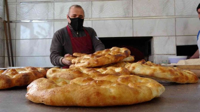 Yozgat’ta Ramazan Pidesi Fiyatı Yüz Güldürdü