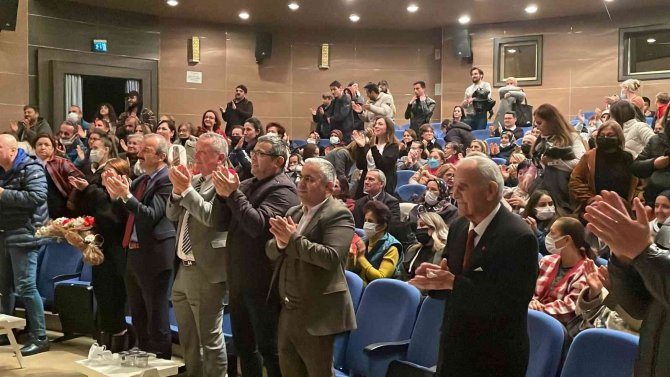 “Çehov Oyunları” Tiyatro Severleriyle Buluştu
