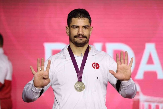 Taha Akgül: “Hedefim 2024 Paris Olimpiyatları’nda Altın Madalya”