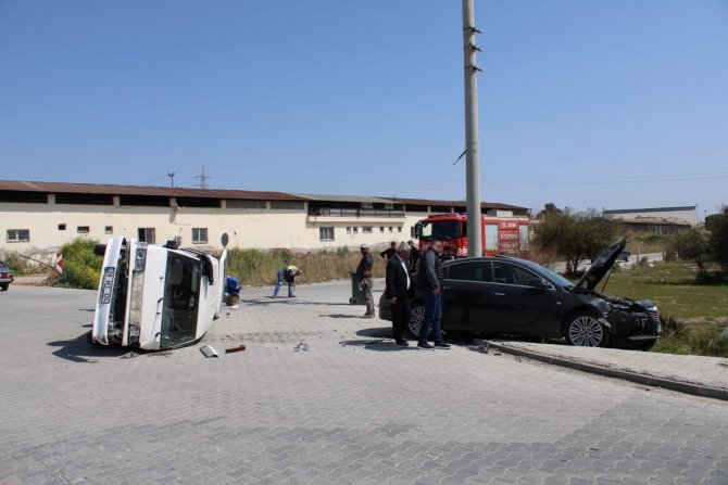 Aydın’da Devrilen Araçtaki 3 Kişi Yaralandı