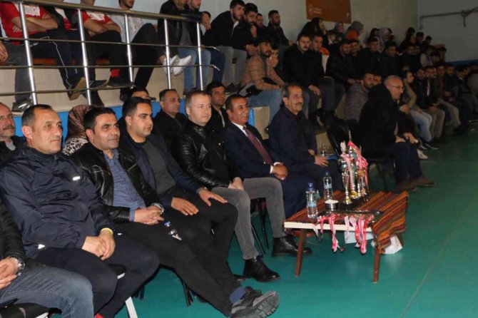 Hizan’da ‘Voleybol Turnuvası’ Sona Erdi