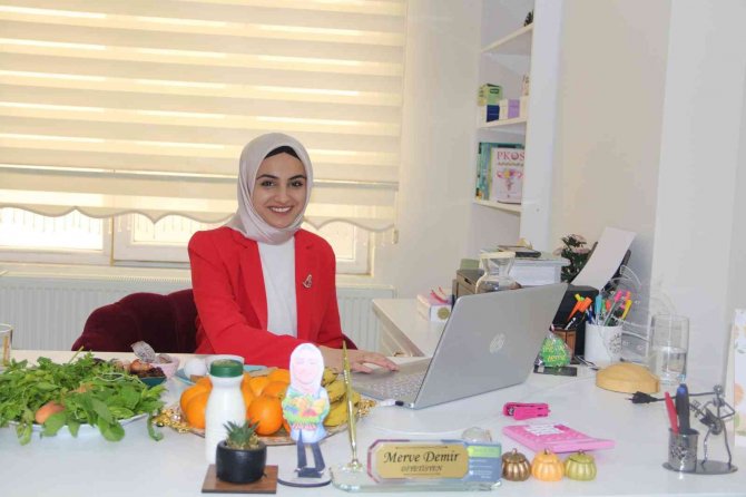 Ramazan Ayında Tok Tutan Besinler