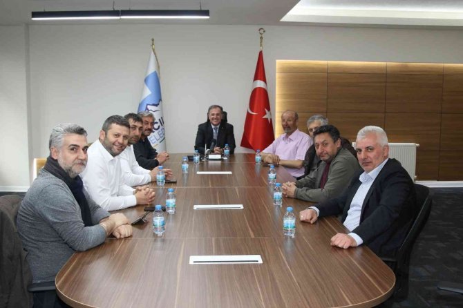 Hacılar Erciyesspor Yönetiminden Başkan Özdoğan’a Ziyaret