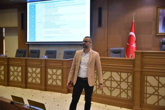 Bursa Büyükşehir’den “Kamu İ̇hale Kanunu” Eğitimi