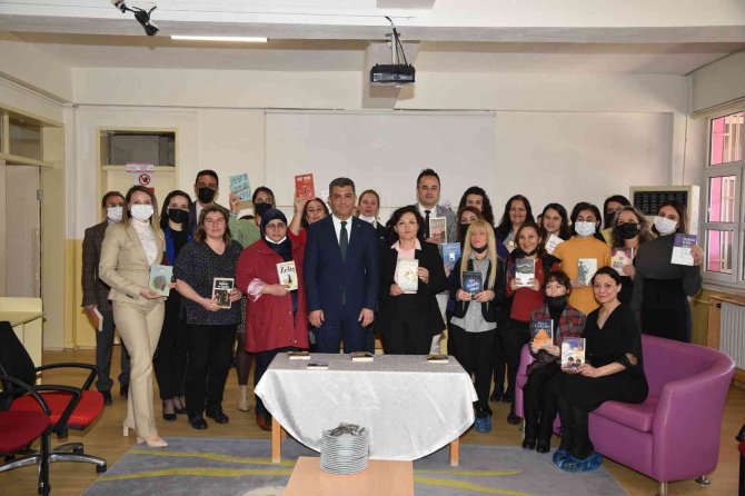 Kütüphaneler Öğrencilerin Gözde Mekanları Oldu