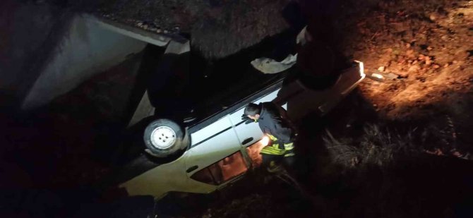 Yoldan Çıkan Otomobil Ters Döndü, 1 Kişi Hayatını Kaybetti