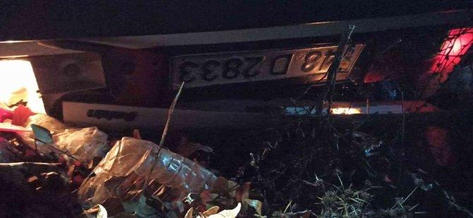 Yoldan Çıkan Otomobil Ters Döndü, 1 Kişi Hayatını Kaybetti
