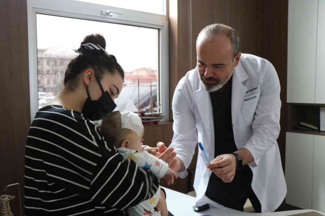 4,5 Aylık Niko, Ölümcül Beyin Tümöründen Samsun’da Kurtuldu