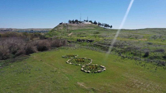 Dünyaca Ünlü İ̇talyan Sanatçı, Pistoletto’nun “Üçüncü Bahçe” Eseri, Karkamış’ta Sergileniyor