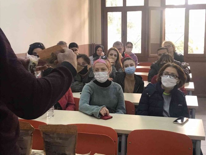 Altınoluk Myo’lu Mezunlardan-öğrencilere Tecrübe Aktarımı