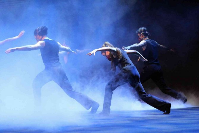 Cumhurbaşkanı Yardımcısı Oktay: "Dünyanın Dört Bir Yanında İklim Değişikliği Kaynaklı Salgınlar, Afetler, Krizler Etkisini Arttırıyor"