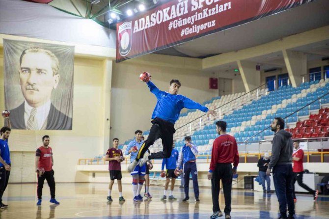 Hentbol: Seyhan Belediyespor Süper Lige Kenetlendi