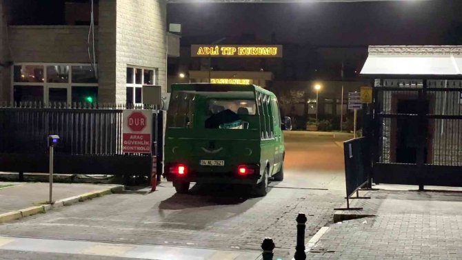İ̇stanbul’da Kaybolan Genç Kız Kafeteryanın Tuvaletinde Ölü Bulundu