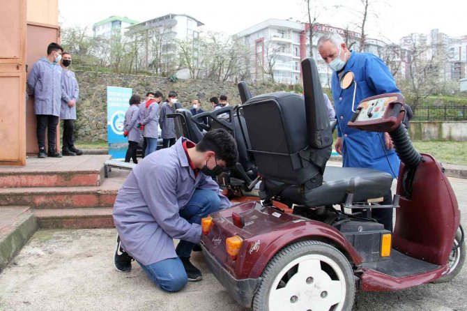 Meslek Lisesi Öğrencilerinde Örnek Proje