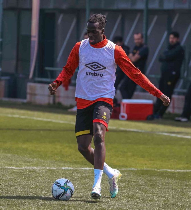 Göztepe’de Konyaspor Hazırlıkları Sürüyor