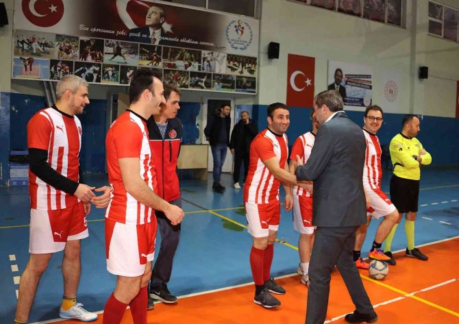 Gürsu’da Futsal Turnuvası Heyecanla Başladı