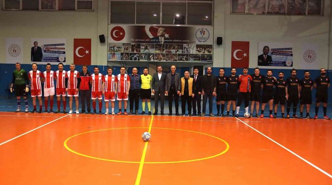 Gürsu’da Futsal Turnuvası Heyecanla Başladı