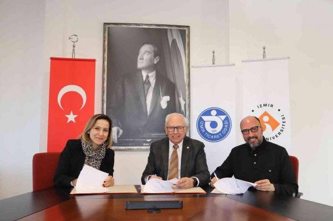 İ̇zmir Ekonomi’den Öğrencilere Kariyer Fırsatı