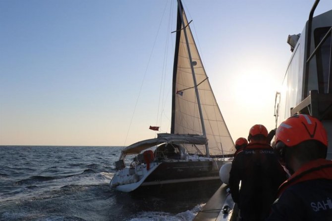 İ̇zmir’de Tutuklanan Göçmen Kaçakçılarının Sayısı 5’e Yükseldi