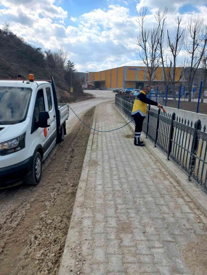 Kastamonu’da Haşere İle Mücadele Çalışmalarını Sürdürüyor