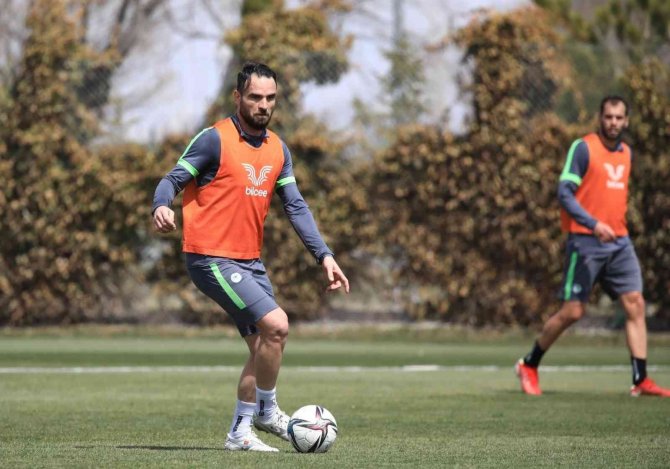Konyaspor, Göztepe Maçına Hazırlanıyor
