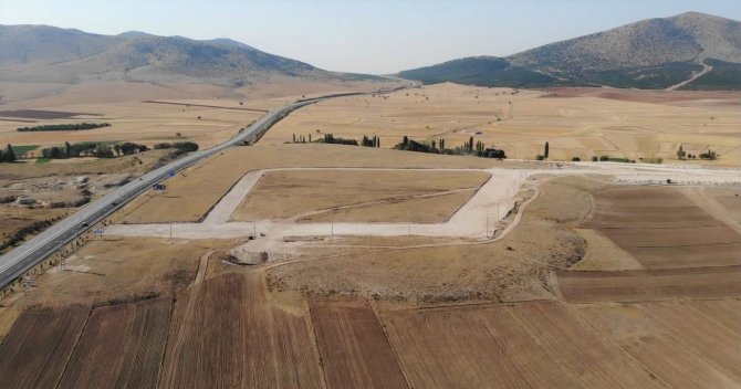 Vali Çelik: "Zafer Osb’de 16 Bin Kişinin İstihdam Edilmesi Öngörülüyor"