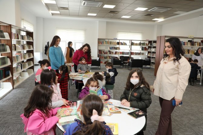 Anaokullu Minikler Kitapla Buluştu