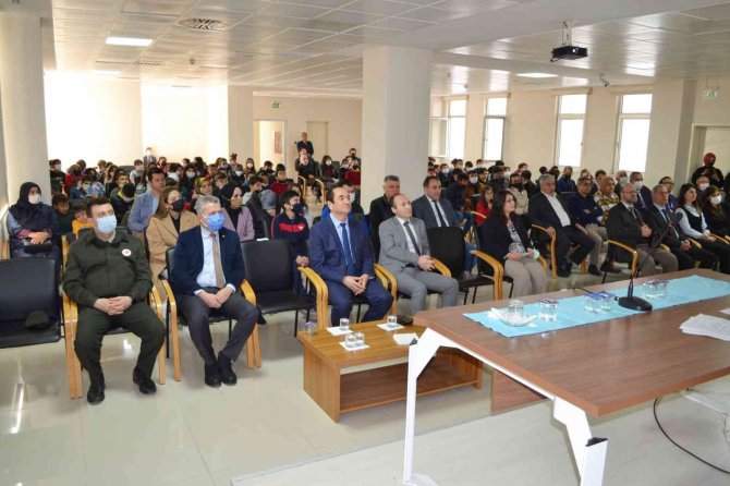 Mustafakemalpaşa’da Kütüphane Haftası Etkinliği