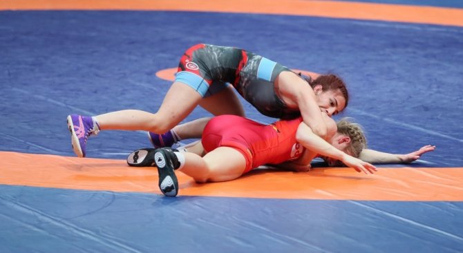 Kadınlarda 3 Sporcu Yarı Finalde